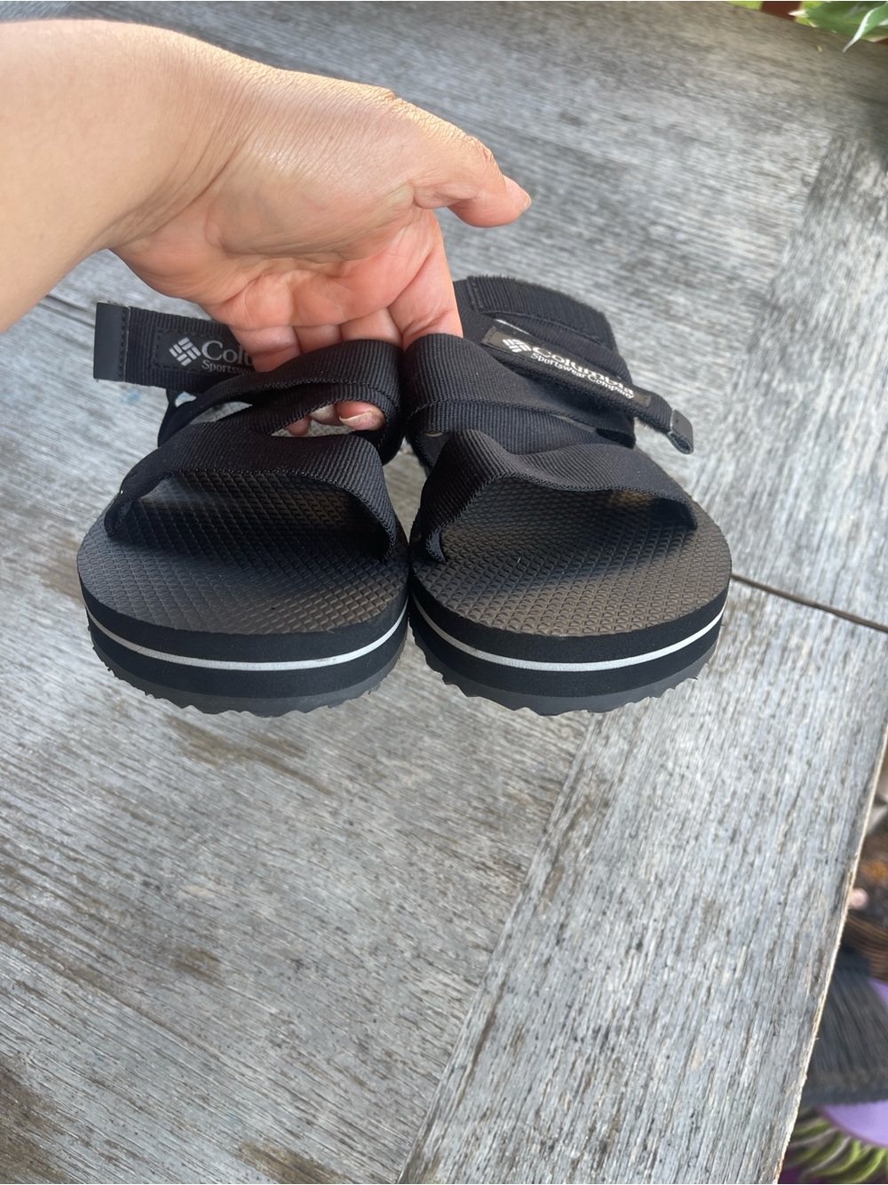 Columbia Women's Black Adjustable Strap Slide Sandals like new size 8